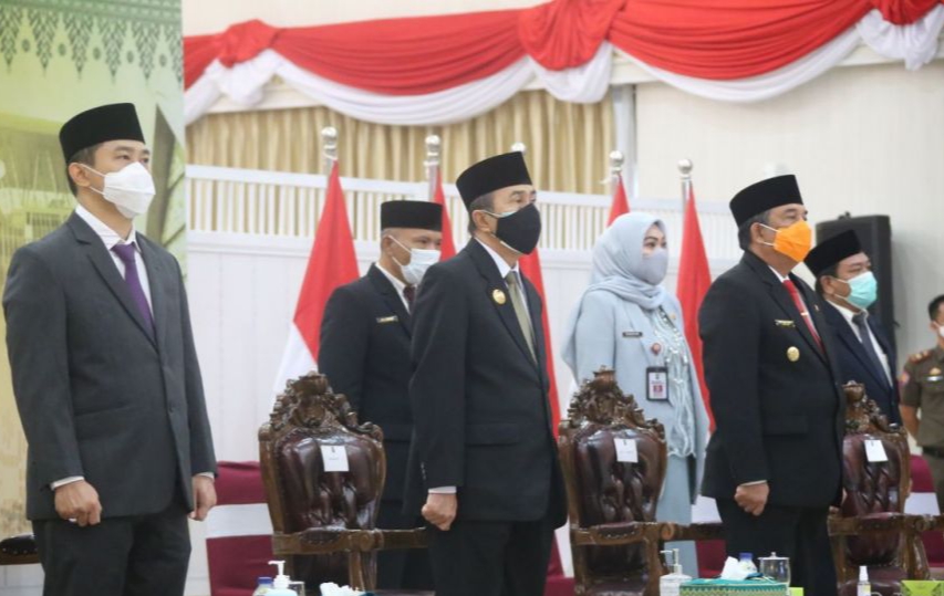 Jokowi Inspektur Upacara, Syamsuar dan Edy Natar Ikuti Peringatan Kesaktian Pancasila