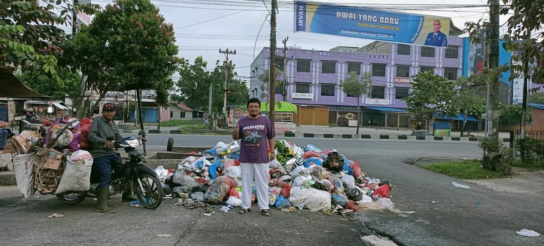 Walikota Pekanbaru Ingatkan Lelang Angkutan Sampah Tuntas Maret