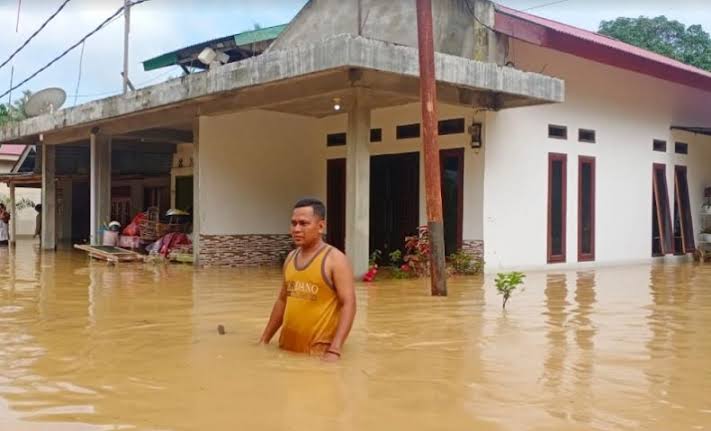 Pasca Banjir Bandang di Hulu Sungai Batang Lubuh, Warga Rohul Diminta Waspada