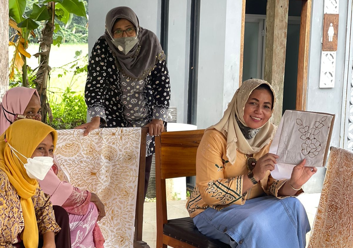 Tingkatkan Kualitas Batik, Ketua TP PKK Riau Kunjungi Galeri Giriloyo di Yogyakarta