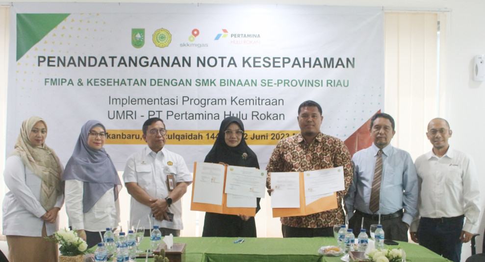 Tingkatkan Kualitas SDM Riau, PHR Gandeng Umri Bina Sekolah Bidang Kimia