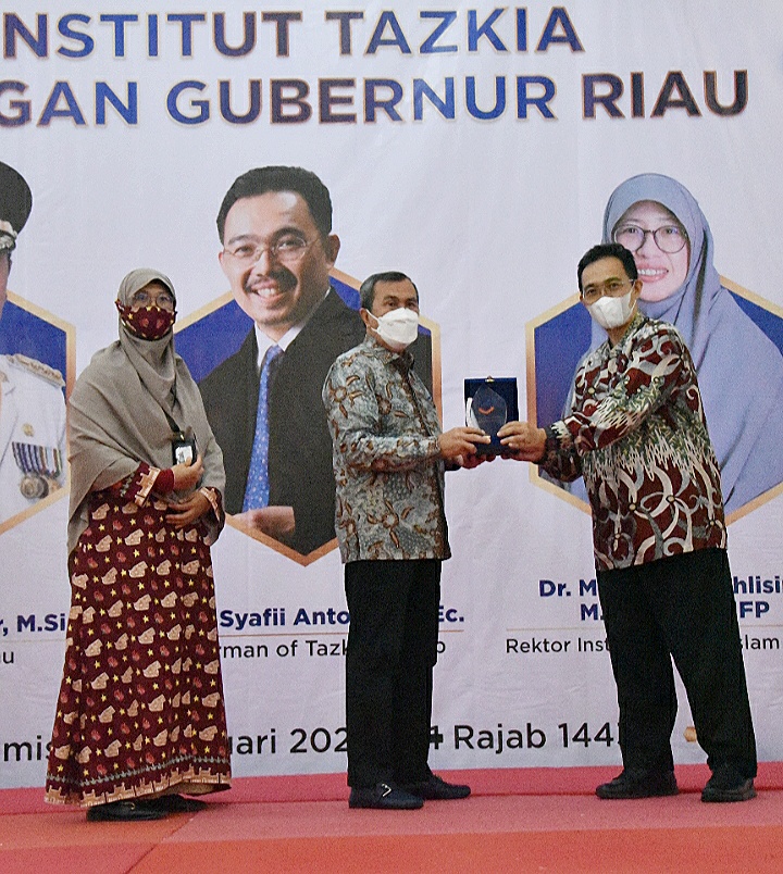 Berkunjung ke Bogor, Gubri: Saya Ingin Mencetak 100 Ribu Hafiz di Riau