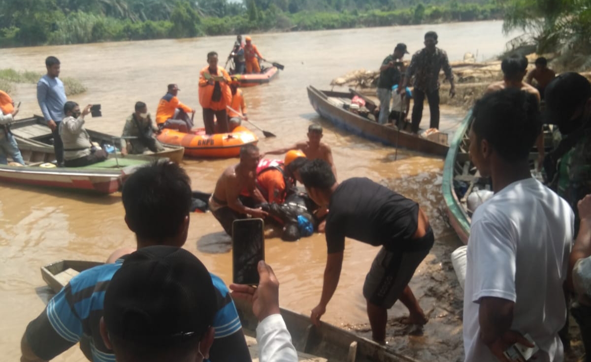 4 Korban Hanyut di Sungai Batang Lubuh  Rohul Ditemukan