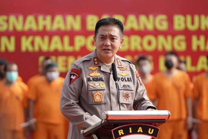 Aksi Heroik Polisi di Siak, Kapolda Riau Berikan Apresiasi