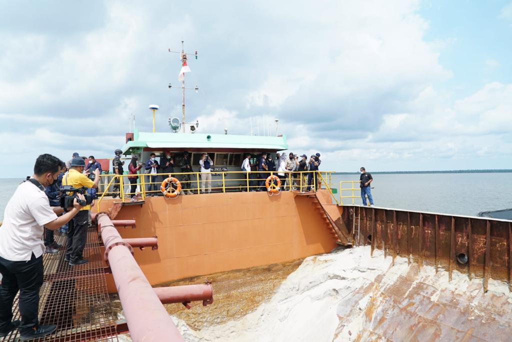 KKP Pastikan Perusahaan Penambang Pasir Laut Ilegal di Pulau Rupat Diproses Hukum
