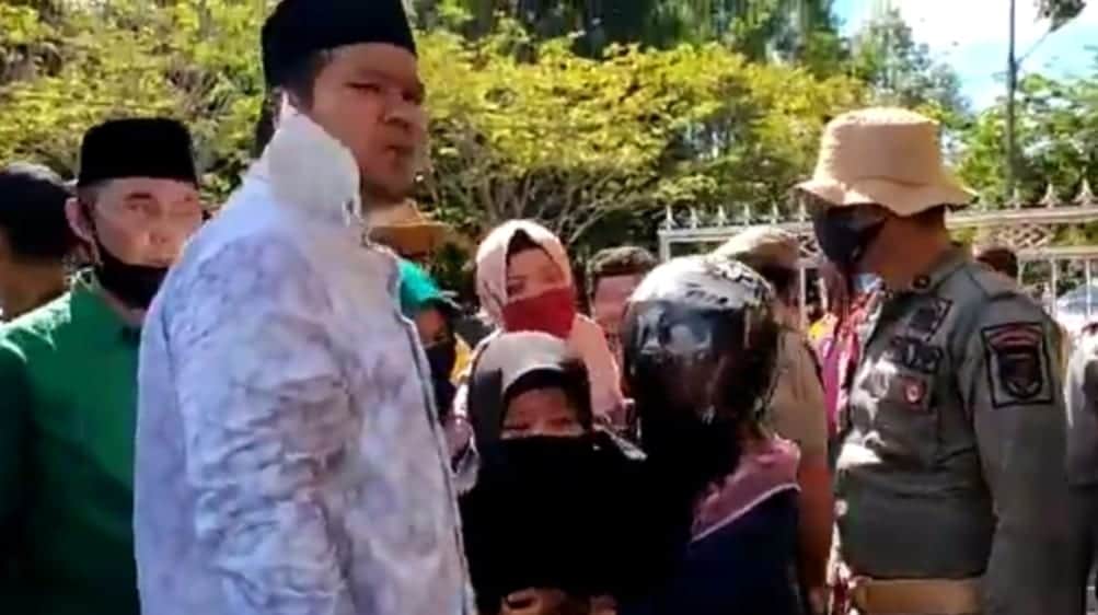 Aksi Demo Menuntut PT DPN, Ketua DPRD Kuansing: Kami Perjuangkan Aspirasi Ini
