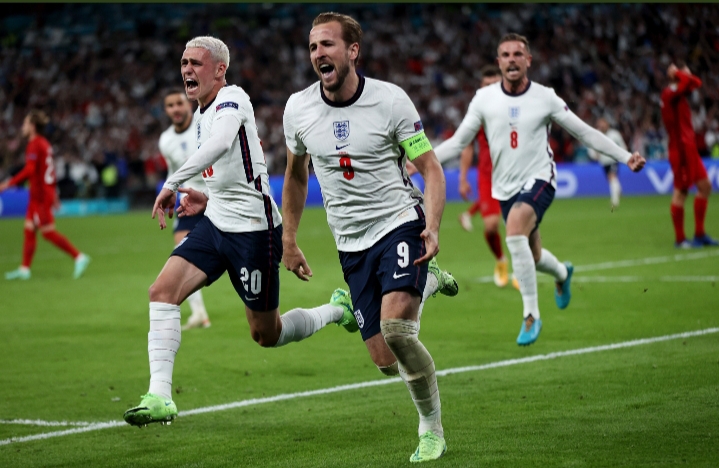 Kalahkan Denmark Berkat Hadiah Penalti, Inggris Berhasil Tembus Final Euro 2020