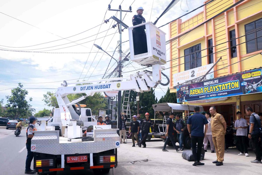 Pemko Pekanbaru Bakal Tindak Tegas Pemilik Kabel Serat Optik Tak Berizin
