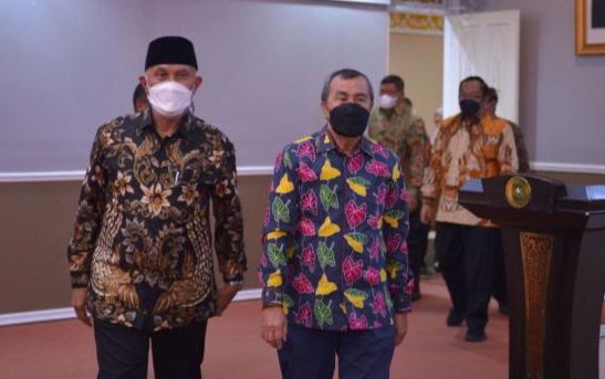 Mahyeldi Akui Bantuan Oksigen dari Riau, Selamatkan Banyak Nyawa di Sumbar