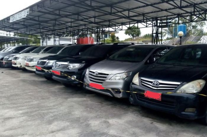 Bupati Kampar Pakai 5 Mobil Dinas, Pansus Aset DPRD: Salah Satunya Berada di Jogja