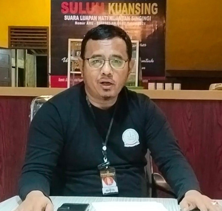 Nerdi Wantomes Sebut Ranperda MHA Kuansing Berisiko 'Mandulkan' Peran Penghulu Adat