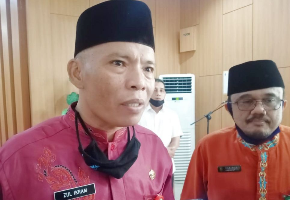 Bahas Penerimaan Siswa Baru, Disdik Riau Panggil Kepala Sekolah Swasta