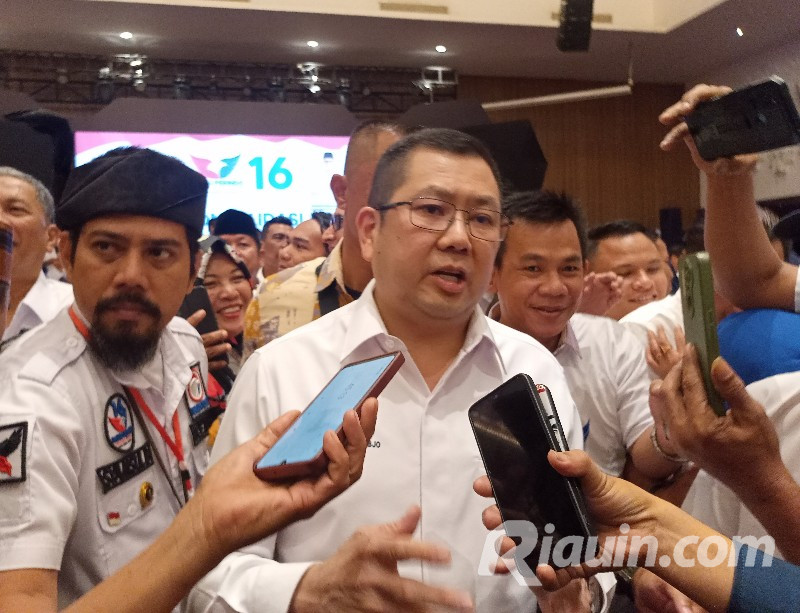 Lantik Pengurus DPW Partai Perindo Riau, HT: Target Dua Digit Kursi di Pemilu 2024