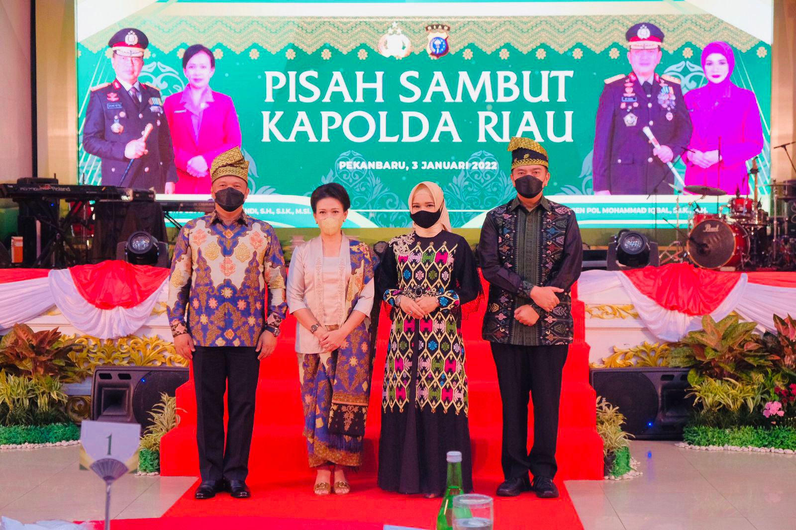 Malam Pisah Sambut, Kapolda dan Gubernur Riau Apresiasi Pengabdian Irjen Agung