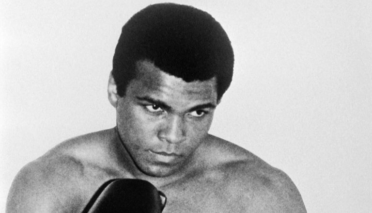 Kisah Perjalanan Muhammad Ali Menjadi Seorang Mualaf