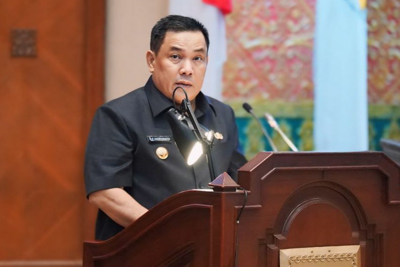 Hadiri Rapat Paripurna DPRD Riau, Pj Gubri Sampaikan Jawaban LKPJ Kepala Daerah 2023