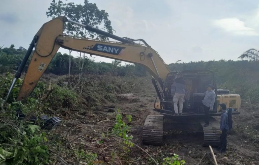 Rambah Lahan Suaka Marga Satwa Bukit Rimbang Baling Kampar, Dua Pelaku Diamankan Polda Riau