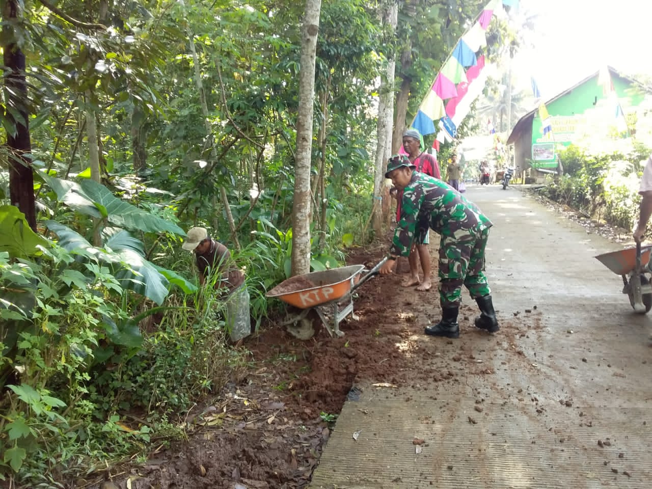 Tanah Timbunan Sebagai Penguat Setelah Pengecoran