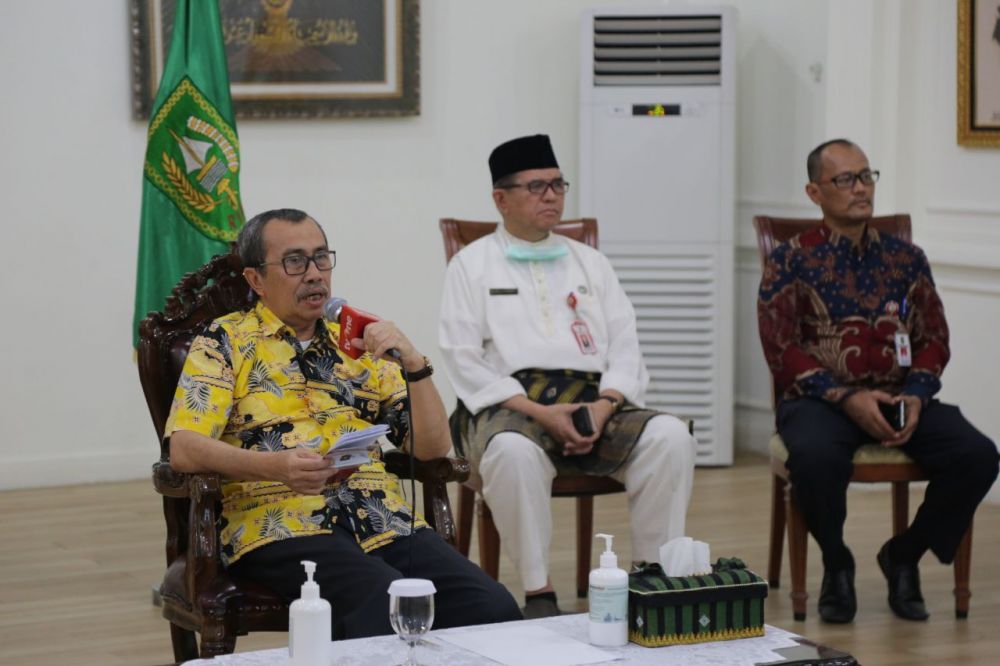 Pemprov Riau Siapkan Bantuan Rp300 Ribu Per Kepala Keluarga