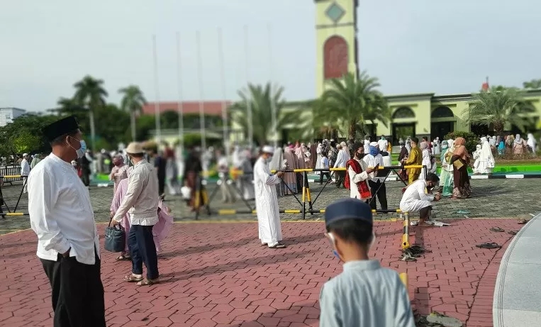 Ada Warga Positif Corona, Salat Ied di Tampan Pekanbaru Mendadak Dibatalkan