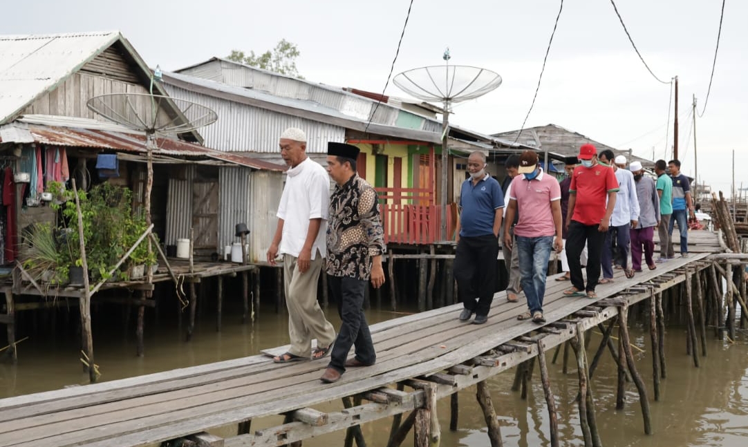 Kunjungi Desa Sungai Laut dan Tanjung Pasir, Ketua DPRD Inhil: Aspirasi Warga Kita Perjuangkan