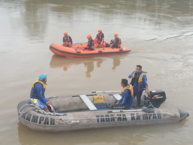 Berenang Bersama Teman, Seorang Bocah Hilang Terseret Arus Sungai Sebayang