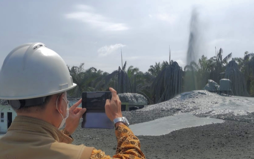 Hari Ke-4, Intensitas Semburan Gas Berlumpur di Ponpes Al Ihsan Pekanbaru Mulai Menurun