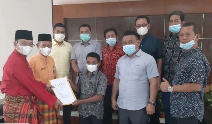 Diduga Limbah Cemari Sungai, Kades Koto Medan Inhu Laporkan PT MAS ke DLHK Riau