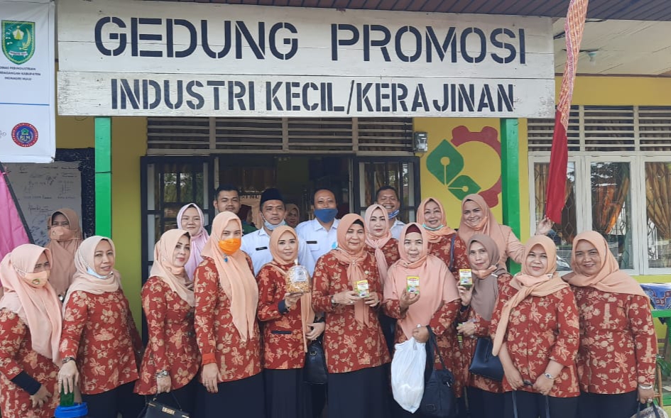 Kunjungi Gedung Promosi Inhu, Ketua DWP Riau Ajari Cara Promosi dan Pemasaran