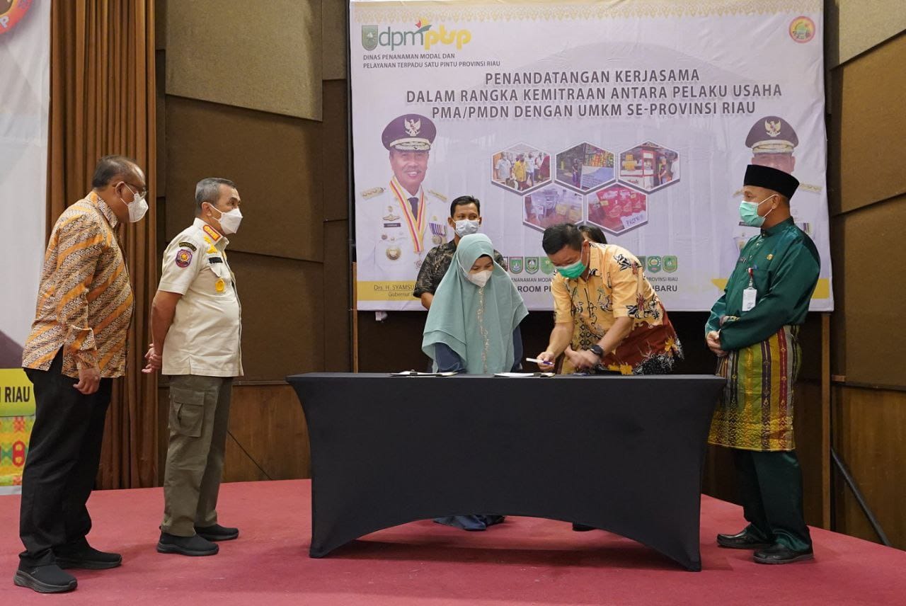 215 UMKM di Riau MoU Dukung Investasi