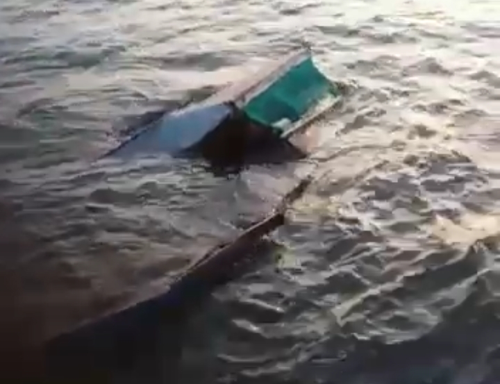 Tabrakan Kapal di Selat Padang Bengkalis, Satu Nelayan Hilang