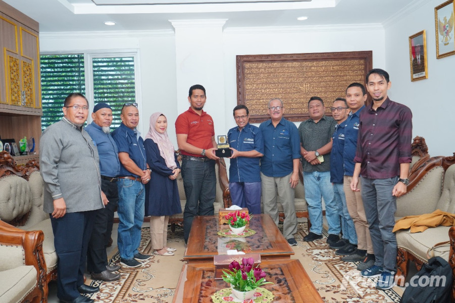 Pengurus JMSI Riau Audiensi ke Kampus UMRI dalam Rangka Peringatan Hari Pers Nasional dan HUT Ke-4
