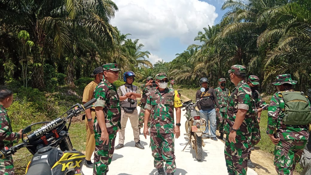 Ketua Tim Wasev dari Mabes TNI AD Tinjau Lokasi TMMD di Muara Basung Bengkalis