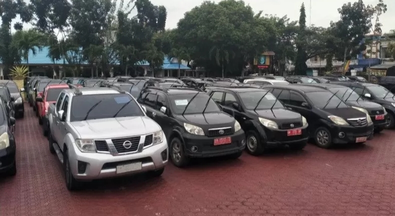 Syahrial Abdi Tarik 115 Mobnas Pejabat Bengkalis, Ini Masalahnya