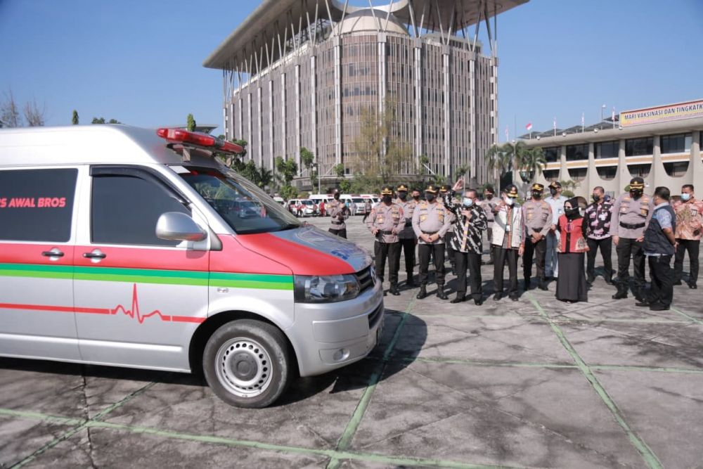 60 Ambulans Disiapkan untuk Jemput 455 Pasien Covid-19 yang Jalani Isolasi Mandiri di Pekanbaru