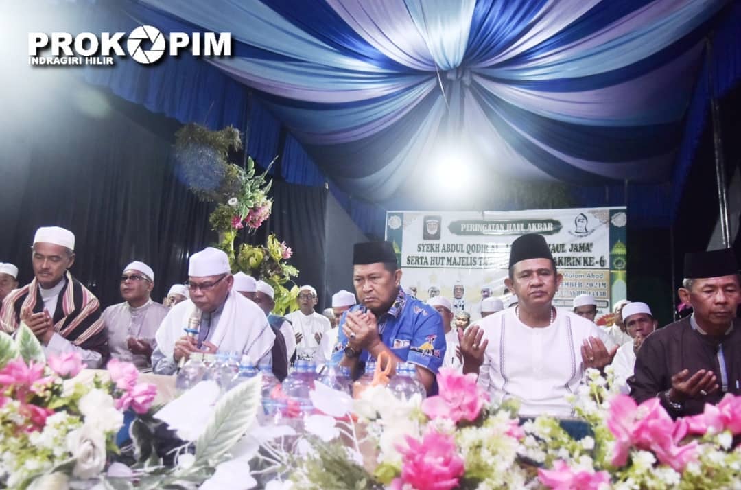 Wakil Bupati H.Syamsuddin Uti Hadiri Haul Akbar Majlis Ta'lim Raudatuz Zakirin Tempuling