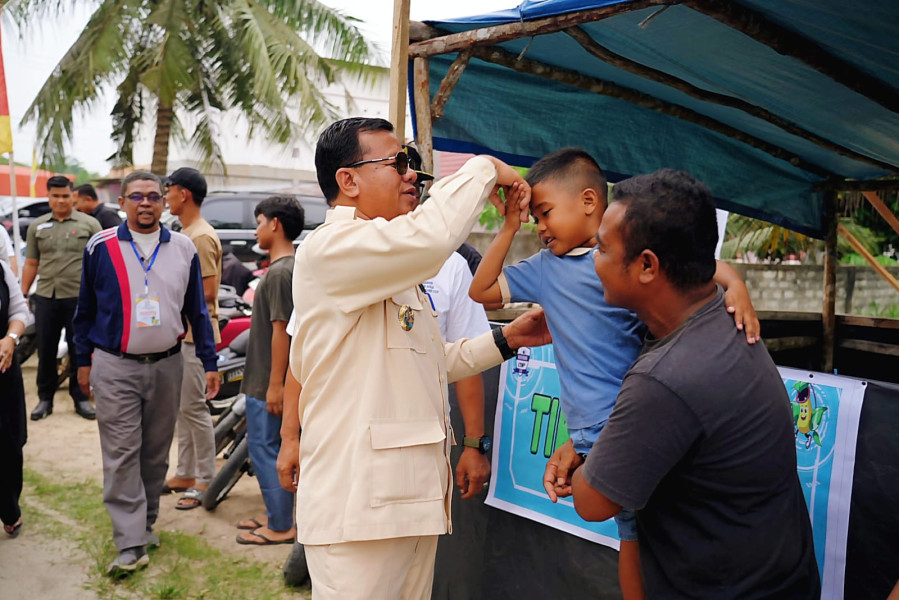 Bupati Kuansing Resmi Buka Festival Pacu Jalur Mini di Desa Sukaraja