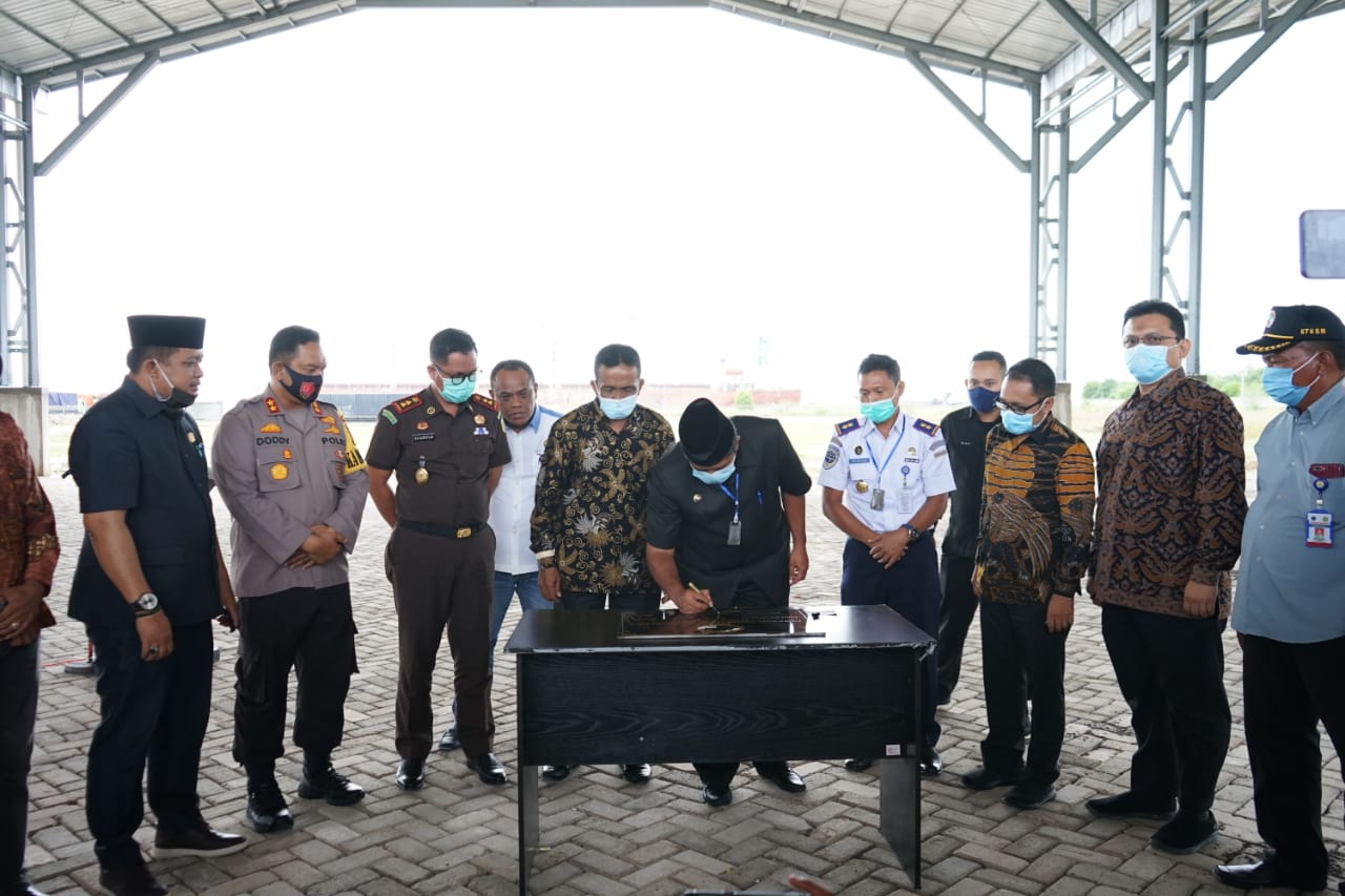 Bupati Siak Resmikan Koperasi Pelabuhan Tanjung Buton, Alfedri Sebut Kemudahan Izin Bagi Investor
