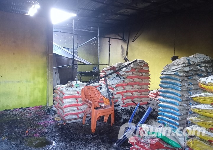 Kebakaran di Pasar Minggu Tarai, Toko Beras Ludes Dilalap Api