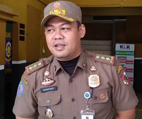 Trotoar HR Soebrantas Pekanbaru Bakal Dibersihkan dari Pedagang Kaki Lima