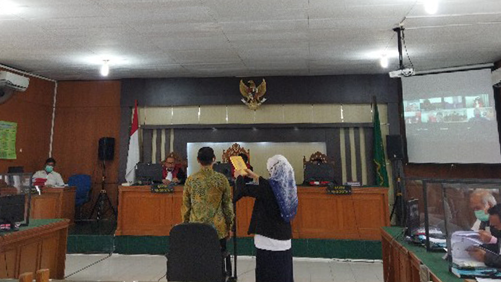 Sidang Pembobolan Dana Nasabah BJB Pekanbaru, JPU Hadirkan Pemeriksa Eksekutif Senior OJK