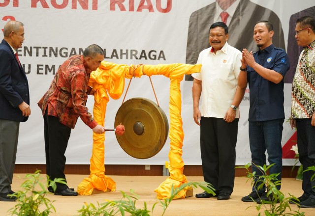 Wagubri Resmi Buka Rakor KONI Riau 2023