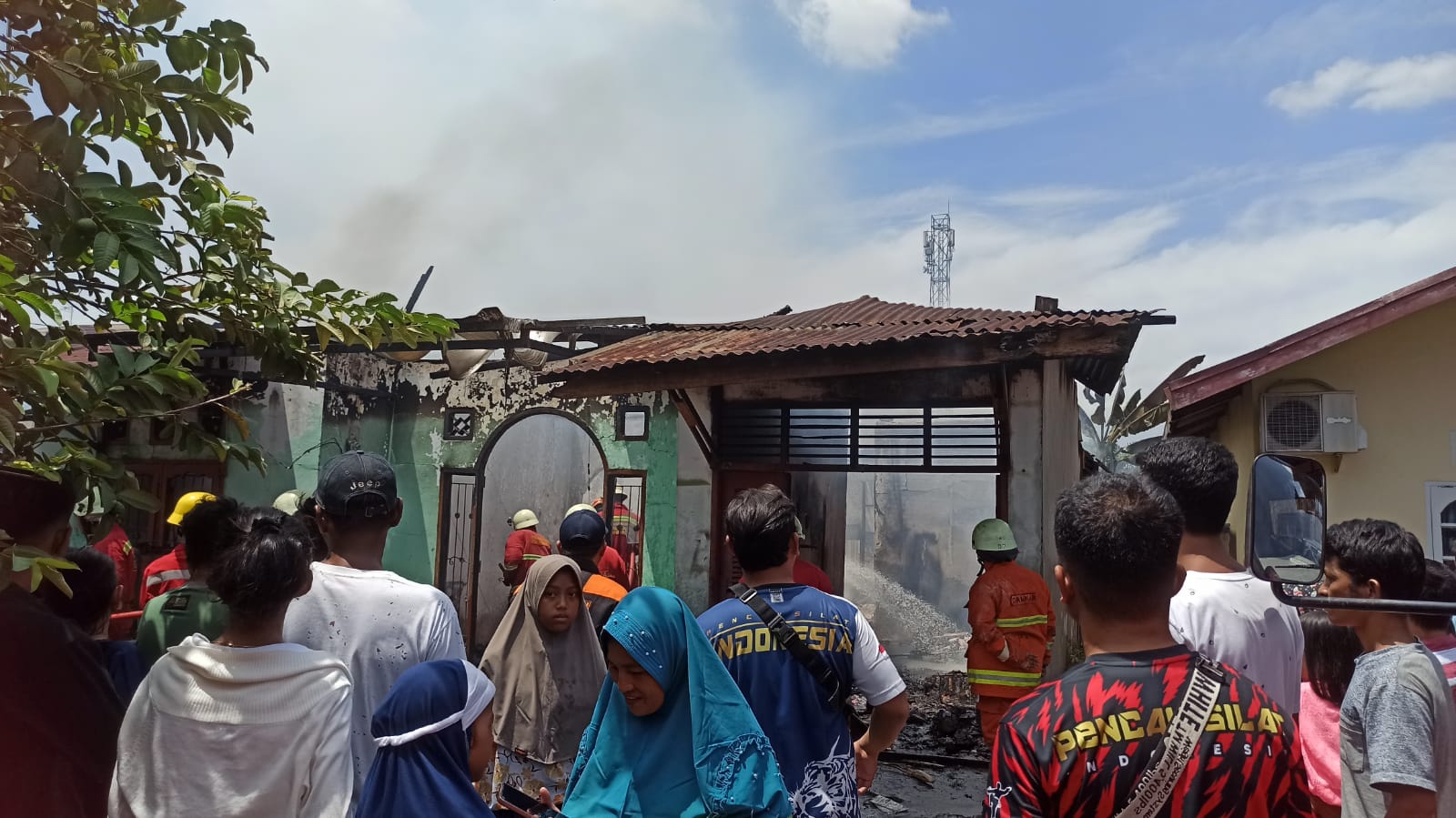 5 Rumah Terbakar di Panam, 7 Mobil Kebakaran Dikerahkan