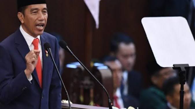 Jokowi Perintahkan Mendagri Tindak Tegas Pelanggar Protokol Covid-19 di Pilkada
