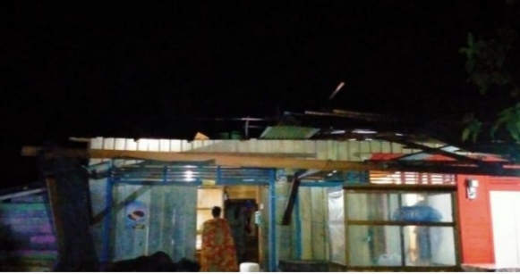 21 Rumah Rusak Akibat Puting Beliung di Desa Gema Kampar Kiri Hulu