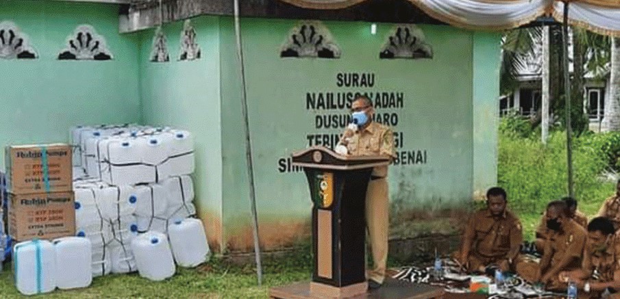 Bupati Kuansing Serahkan Bantuan Pompa Air kepada Kelompok Tani Kecamatan Benai