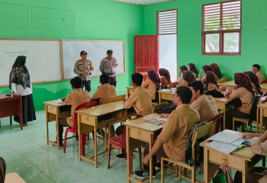 Sosialisasi ke Pemilih Pemula, Polisi Ajak Warga Kubu Sukseskan Pemilu