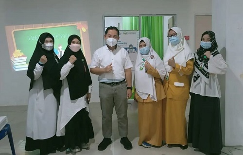Ngantri di Ruang Tunggu RSUD Puri Husada Tembilahan Pasien Dapat Penyuluhan KB