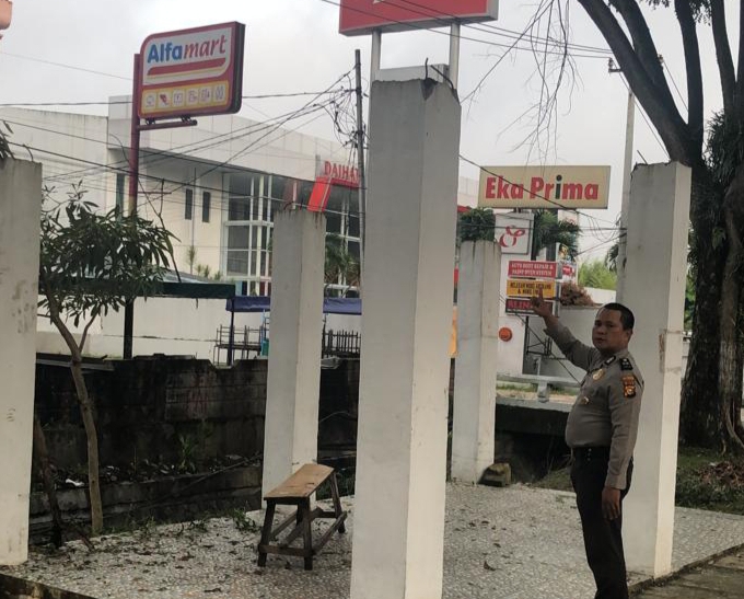 Curi Besi Rangka Halte di Jalan Sudirman, 2 Pria di Pekanbaru Dibekuk Polisi