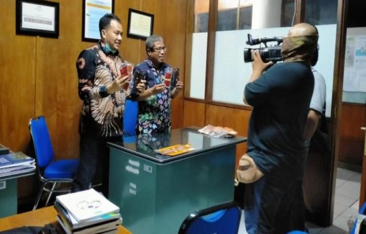 Kabar Gembira! Profesor Indonesia Ini Berhasil Temukan Suplemen Pembunuh Covid-19
